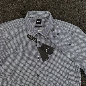 BOSS by Hugo Boss Roan Slim Fit Stretch Button-Up Shirt Men's M Blue- NWT